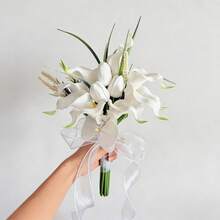 婚礼捧花 白色新娘捧花 马蹄莲 手工新娘捧花 人造花 胸花 结婚伴娘婚礼配饰 - 白色 - 查看 11