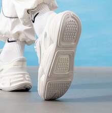 Men's Nike Comfort Ride Easyon Athletic Casual Shoes - Light Grey - View 5