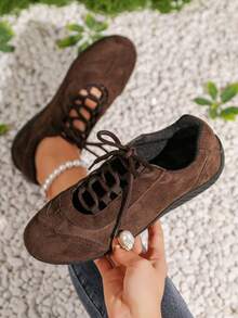 休闲百搭镂空系带女式运动鞋，舒适软底休闲鞋 - 棕色 - 查看 1