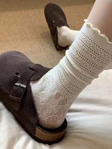 1双女士中筒袜，白色薄款蕾丝边船袜，适合春夏季穿着 - 彩色 - 查看 10