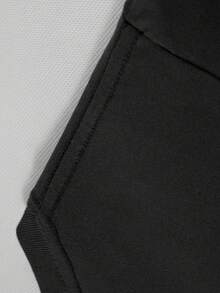 Disney Boys' T-Shirt Featuring Mickey Mouse Alphabet Cartoon Double-Sided Print. Spring/Summer Boys' Crew Neck T-Shirt Made From Soft, Comfortable Fabric, Perfect For Everyday Wear, Shopping, Playtime, And School. - Noir - Voir 4