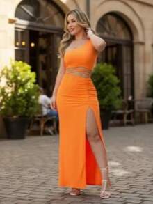 Conjunto falda con abertura delantera plisada  y crop top con cintas en cintura - Naranja - Ver 1