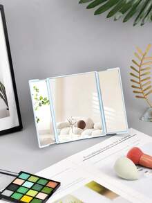 1 chiếc gương trang điểm cầm tay hình chữ nhật có thể gập lại, tiện dụng cho du lịch ngoài trời. - Nhiều màu - Xem 4