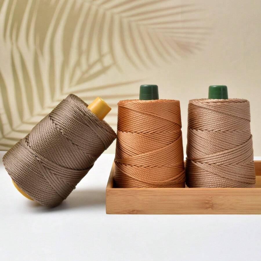 YYzzCaithe 3mm Hilo de lino de hielo súper grueso y ligero, hilo de seda de hielo grueso y hueco, ganchillo hecho a mano, sombrero de verano, bolsa de sombrero, cojín, hilo especial de verano, cuerda de borlas de poliéster de 3mm x 185 yardas, cuerda de borlas de poliéster de colores, hilo de poliéster para bolso de ganchillo, tapiz de pared, alfombra, manualidades DIY, ganchos para plantas, proyectos de borlas, hilo de seda de hielo hecho a mano para bolso de ganchillo, cojín, manta, hilo brillante hueco
