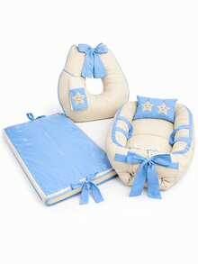 3-Piece Set: Baby Nest Reducer + Nursing Pillow With Towel + Waterproof Changing Mat With Embroidered Appliqué - 淺藍色 - 查看 2