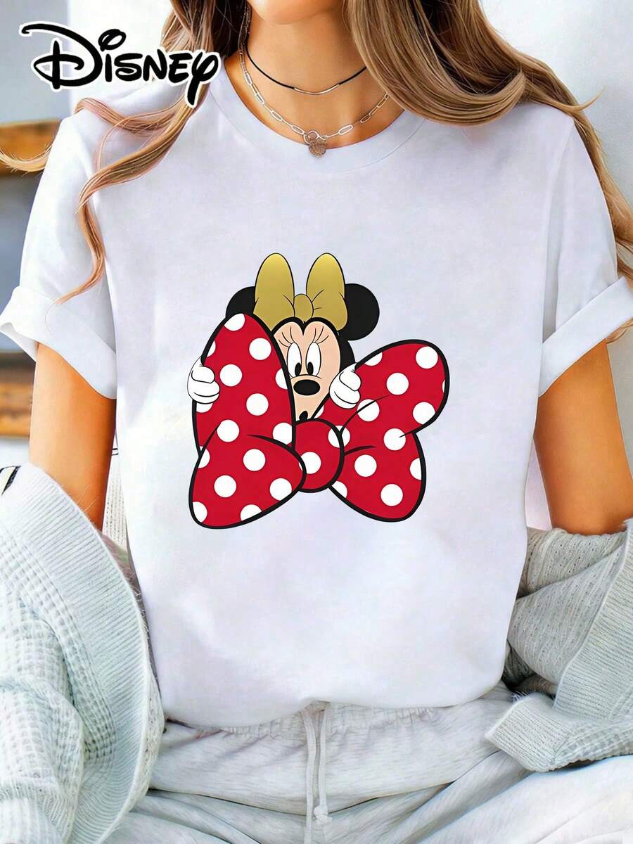 This Women's Casual Cotton Minnie Mouse Print Short Sleeve Round Neck T-Shirt Is Perfect For Taking Photos At Disneyland, As A Travel Souvenir, For Everyday Casual Wear, Or For Matching Family Outfits. It Also Makes An Ideal Valentine's Day Gift For Friends And Family. A New Spring Style, This Women's Clothing Is Comfortable And Skin-Friendly, Suitable For Outdoor Wear. - Blanc - Voir 1