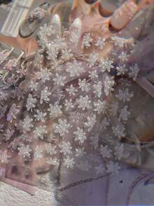 1片粉白渐变花瓣3D自粘美甲贴纸，闪亮梦幻5D美甲贴花 - 白色 - 查看 4