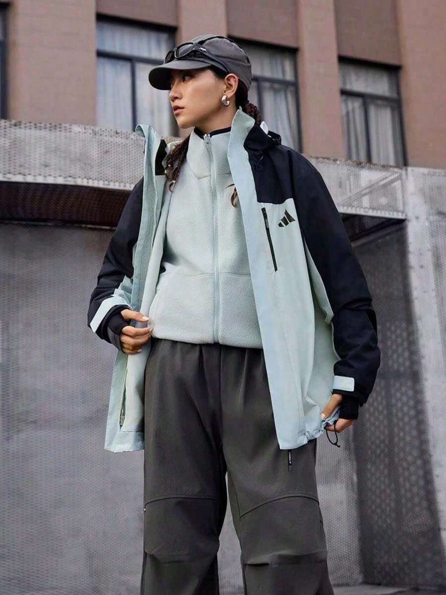 Áo khoác Adidas THREE-IN-ONE Patchwork Sherpa dáng lửng, khóa kéo, có mũ, màu xám nhạt. - Màu xám có vân - Xem 1