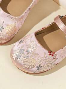 2026春季新款女童复古旗袍高跟鞋，小女孩汉服鞋，公主儿童小皮鞋 - 粉色 - 查看 6