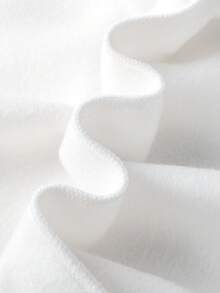 Áo nỉ dài tay in hoa có mũ trùm đầu, dây rút, có túi dành cho nữ, kiểu dáng rộng rãi, đa năng, thích hợp cho kỳ nghỉ, trang phục mùa đông thời trang, phù hợp mặc hàng ngày, màu trắng mùa xuân. - trắng - Xem 4