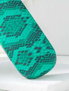 1pc Green Snake Skin Print Decorative Portable Scratch-Resistant Eyeglass Case With Durable Protection, Perfect For Daily Wear And Travel, Stylish Accessory For Fashion-Forward Girls And Women, Lightweight Hard Shell Design, Elegant Snake Pattern Storage Solution, Ideal Gift For Eyewear Organization - Green-167 - View 6