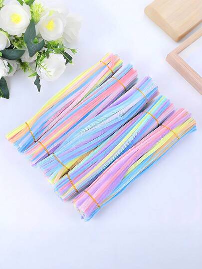 400/100支装DIY管状清洁棒，马卡龙色系，散装随机混色，包含浓密毛绒条、蓬松毛条、工艺管状清洁棒、管状清洁棒工艺艺术装饰毛绒条用品，圣诞礼物随机颜色毛绒条，DIY工艺管状清洁棒适用于花束、发带、手链，色彩鲜艳加厚，适合情人节、生日、派对小礼物