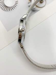 1pc Women's Stainless Steel Mesh Band Minimalist Numeric Dial Burgundy & Purple Kezzi Round Quartz Watch, Petite & Elegant For Daily Wear - Burgundy - View 6