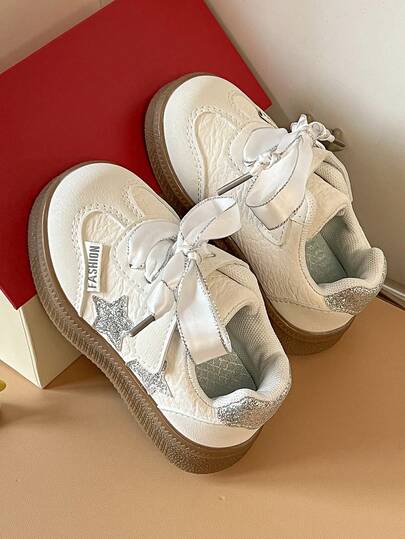 【畅销款】女童星形亮片白色运动鞋，儿童休闲运动鞋，蝴蝶结装饰，魔术贴搭扣，软底防滑儿童平底鞋，请根据尺码表选择大一码。