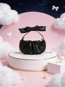 Chiếc túi tote/đeo chéo thắt nơ này có thiết kế xếp ly đơn giản và thoải mái, phù hợp với nhiều dịp khác nhau như đi chơi hàng ngày, mua sắm, du lịch và chụp ảnh. Túi dễ dàng đựng được những vật dụng cần thiết hàng ngày và là một món đồ đa năng và thời trang phù hợp với mọi mùa, mọi phong cách và mọi dịp. Đây cũng là một món quà tuyệt vời. - Nhiều màu - Xem 12
