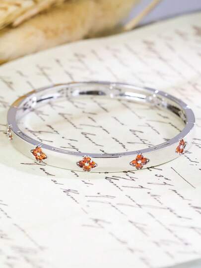 1 pieza Pulsera de plata S925 con diamante naranja, decorada con múltiples tréboles de diamante naranja, estilo casual y lindo, adecuado para uso diario con camisetas, gran regalo para novias