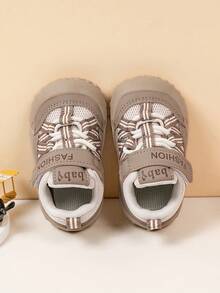 Soft, Comfortable, Lightweight Anti-Slip Baby Walking Shoes, Convenient Hook And Loop Closure - Khaki - View 7