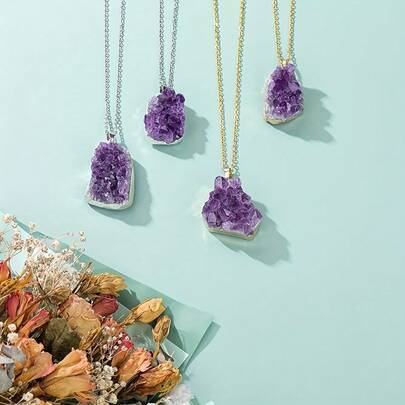 1件天然紫水晶簇状水晶项链，具有疗愈能量净化、灵性疗愈和灵气疗法功效，不规则原石紫水晶石英吊坠，传递正能量，美丽动人，男女皆宜的幸运符项链