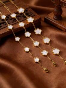 1pc Fashionable Minimalist White Five-Leaf Flower, Lucky Clover Bracelet, Sweet Design New Versatile Accessory - Five-petal Flower Bracelet - View 1