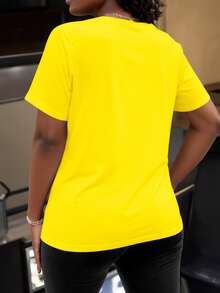 Howell休闲T恤，四季皆宜，印有“Stop Wonder'n And Get Ya Bread Up”字样，面料柔软舒适，弹性十足，夏季必备。 - 黃色 - 查看 2