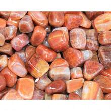 Premium 'A' Grade Tumbled Fire Agate Stone. This Polished Gemstone Boasts Fiery Iridescent Hues, With A Smooth, Sleek Finish. Perfect For Crafts, Jewelry, Or Decor, Blending Vibrant, Dynamic Colors With A Tactile, Refined Feel. - 變體 1 - 查看 5