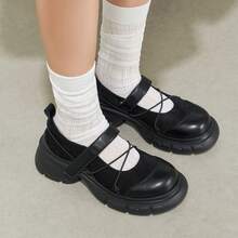 Women Flats - Black - View 6