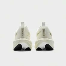 XTEP 男士休闲运动鞋，白色/新金属金 - 帆白/新金屬金 - 查看 4