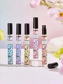 Bộ 5 chai xịt thơm phòng Brazilian Beach Sol 10ml kèm hộp quà phiên bản giới hạn, Janeiro, chứa các hương mận, vani, gỗ, gỗ đàn hương, hoa violet, hạt dẻ cười, caramel mặn, hoa nhài, bộ sưu tập hương liệu đa tầng phiên bản giới hạn, hương thơm lâu dài. - Nhiều màu - Xem 3