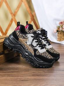 Leopard Print Round Toe Platform Increase Height Men's Casual Sneakers, Low-Top Lace-Up Wedge Thick Sole Shoes, Suitable For All Seasons, Couple Style For Daily, Campus, Party, Travel And Vacation - Black Leopard Print On Black Background - View 3