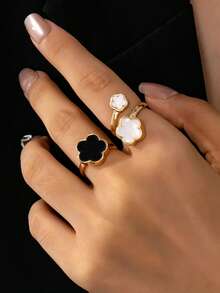 2pcs Classic Black & White Lucky Clover Ring Set - Multicolor - View 6