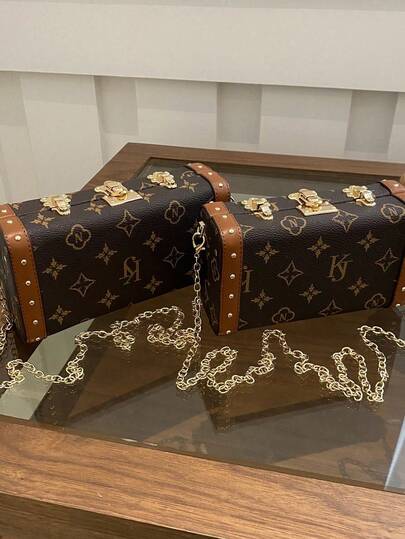 Luxury Niche High-End Feeling Box-Shaped Bag, Women's Large Capacity Crossbody Bag, Super Popular Commuter Bag, Small Square Bag