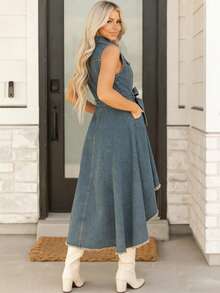 Đầm denim không tay cài cúc phía trước, kiểu dáng retro, thắt eo lệch vai, phong cách nghỉ dưỡng mùa xuân, thích hợp cho mùa xuân. - Màu xanh lam - Xem 6