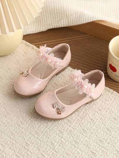 儿童珍珠装饰真皮鞋，女童魔术贴搭扣，方便穿脱，防滑软底，幼儿园表演公主鞋