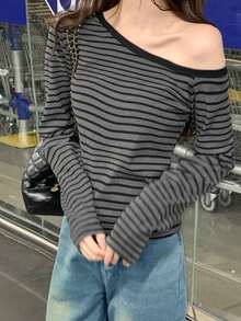时尚斜肩条纹打底长袖修身T恤，女士款，随机拼接设计 - 深灰色 - 查看 2