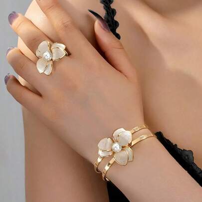 2pcs Elegant Sexy Sweet Faux Pearl Flower Design Bracelet And Ring Jewelry Set, Suitable For Women's Daily Wear