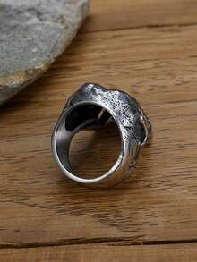 1 pieza Anillo de calavera de acero inoxidable para hombres, efecto de desgaste vintage, perfecto para motociclistas y estilo punk - Plateado - Ver 4