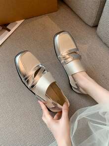 1双女士华丽时尚简约轻便舒适可爱方头鞋，2026新款通勤法式复古镂空平底防滑休闲玛丽珍鞋 - 銀色 - 查看 2