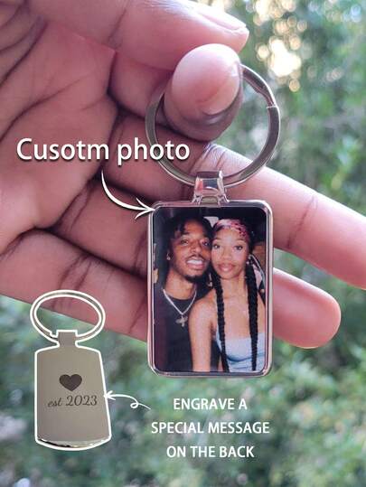 Personalisierter Foto- & Text-Schlüsselanhänger aus Edelstahl, beidseitig bedruckter Schlüsselanhänger für Frauen, personalisierter gravierter Schlüsselanhänger für Männer, Charms für Männer und Frauen, personalisierter Paar-Schlüsselring, personalisierter Schlüsselanhänger für den Freund, personalisiertes Valentinstags-Geschenk, Familien-Schlüsselanhänger, Haustier-Schlüsselanhänger mit Pailletten, Vintage, Unisex, Casual, Süße personalisierte Artikel, Personalisiert, Einzigartig, Zarte Romantik, Praktisch Chic, Für die Familie