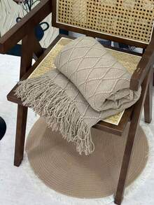 Diamond-shaped Khaki