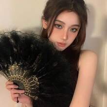 黑色羽毛折扇，中式汉服旗袍配饰，中国风新款中式舞蹈扇，拍照道具装饰，户外，花园，旅行必备，便携必备，沙滩必备，毕业季，毕业典礼，毕业礼物，毕业赠礼，毕业礼物，毕业赠礼，祝贺毕业，祝贺毕业生，优秀毕业生，毕业典礼，毕业派对，户外必备，旅行便携，徒步必备，露营必备，便携工具，夏季必备，夏季便携 - A - 查看 9