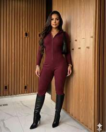 Virginia Women's Long Jumpsuit, Anarruga Fabric, Has Good Elasticity, Front Zipper Closure. - 酒紅色 - 查看 1