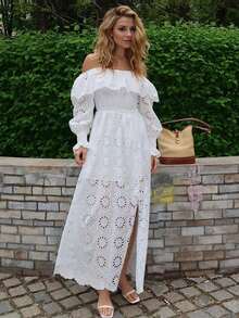 女士春夏优雅波西米亚风白色长袖刺绣棉质连衣裙，饰有荷叶边吊带领口和褶皱细节，是打造波西米亚风夏日造型的完美之选。 - 白色 - 查看 3