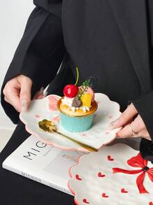 1 chiếc đĩa sứ vẽ tay hình trái tim và nơ, đĩa tráng miệng trang nhã, thích hợp cho bít tết, món tráng miệng, trà chiều, đám cưới, tiệc tùng, quà tặng ngày lễ. - Nhiều màu - Xem 3