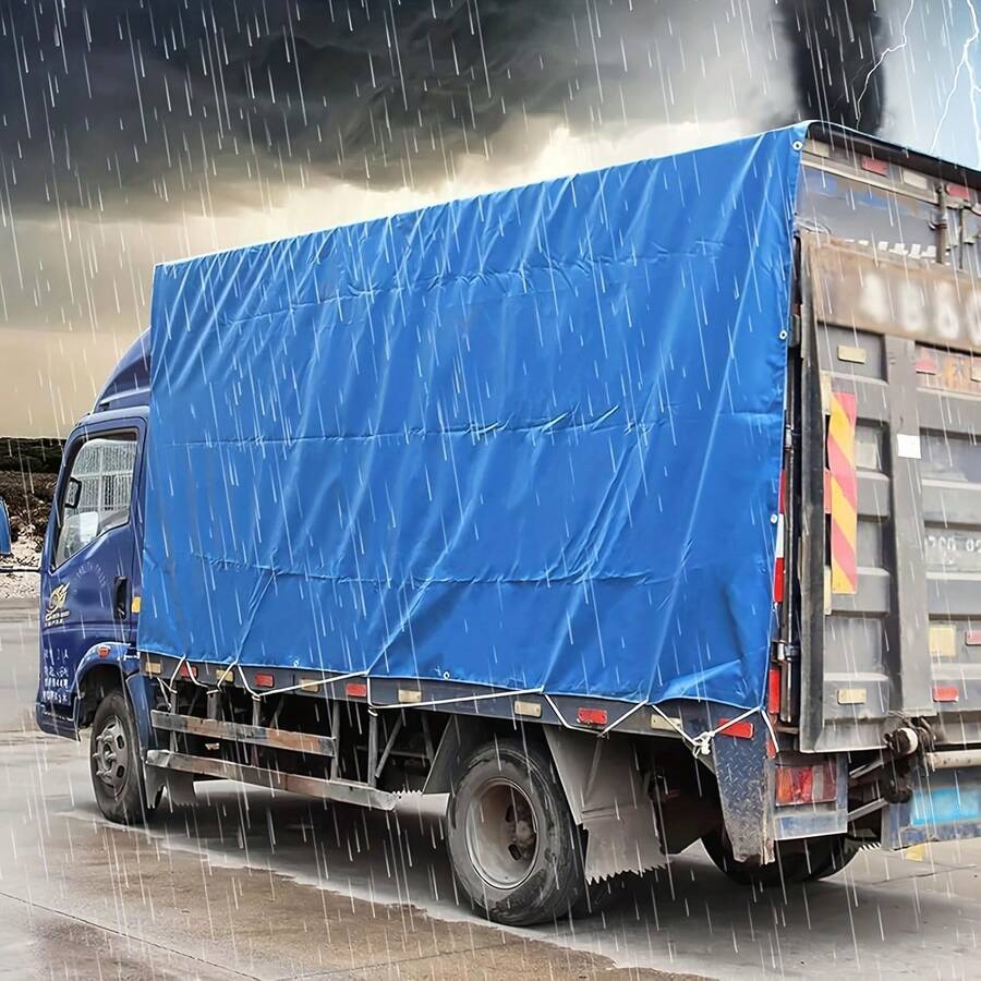 Esta lona impermeable de doble cara, gruesa y resistente al agua, presenta un lado azul que protege de la lluvia y la nieve, y un lado naranja que refleja la luz solar. Su diseño bicolor ofrece una práctica funcionalidad. Fabricada con polietileno de alta resistencia, es robusta y resistente al desgarro, con ojales metálicos y bordes reforzados. Ideal para cubrir muebles, proteger jardines e instalar toldos temporales, está disponible en varios tamaños para un uso flexible en diversas situaciones.