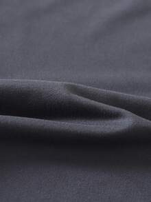 This Disney Mickey Mouse Graphic Crewneck T-Shirt Is Suitable For Both Boys And Girls And Is Perfect For Holiday Parties, Family Gatherings, Outdoor Activities, Travel, And As A Gift For Children Visiting Disneyland. - 灰色 - 查看 6