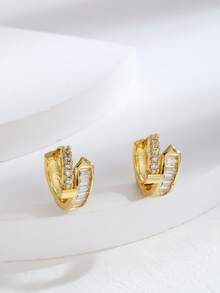 1对简约高端设计弧形锆石耳钉，百搭休闲日常佩戴，适合女性和女孩 - 彩色 - 查看 1