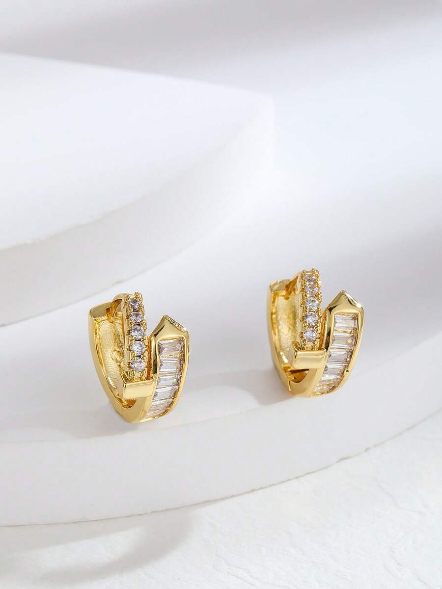 1对简约高端设计弧形锆石耳钉，百搭休闲日常佩戴，适合女性和女孩 - 彩色 - 查看 1