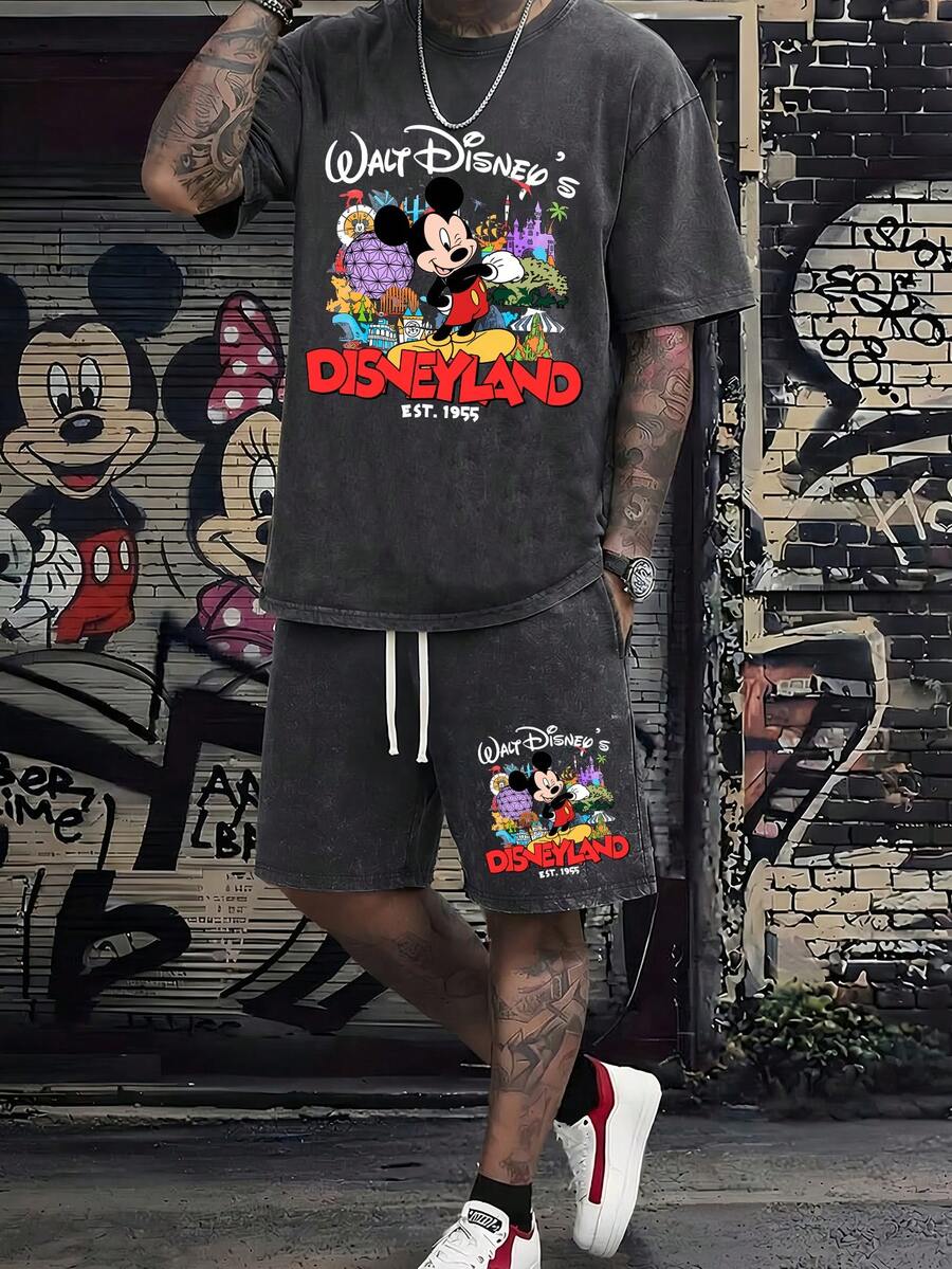 (2pc) Disney Mickey Mouse Graphic And "Disneyland" Letter Print T-Shirt, Retro Washed 180g Pure Cotton T-Shirt And Retro Washed 290g Pure Cotton Shorts Set, Men's T-Shirt, Casual, Comfortable And Fashionable Cotton T-Shirt, Men's Summer Washed Pure Cotton Shorts - Black + Black - View 1