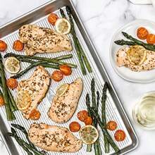USA Pan Bakeware Extra Large Sheet Pan Warp Resistant Nonstick Baking Pan Made in the USA from Aluminized Steel - Plateado - Ver 2