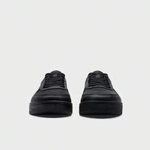 XTEP 黑色/黑色基础跑步鞋 - 黑/黑底 - 查看 5